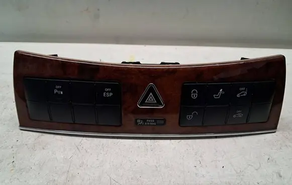 Mercedes-Benz CLK A209 C209 Hazard light switch A2096890031