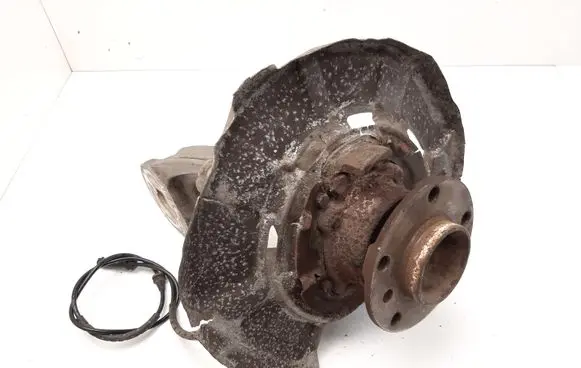 BMW X5 E70 Rear wheel hub 6770984