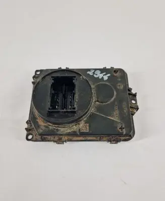 Volkswagen Tiguan LED ballast control module 8V0907399B