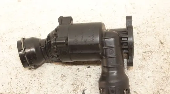 Thermostat/thermostat housing