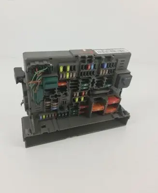 BMW X1 E84 Fuse box set 9119446