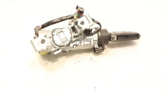 Volkswagen Touran I Ignition lock