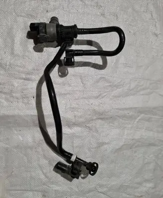 BMW 4 F32 F33 Vacuum valve 196375