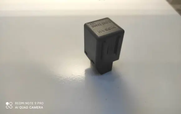Nissan X-Trail T30 Other relay 24330C9900