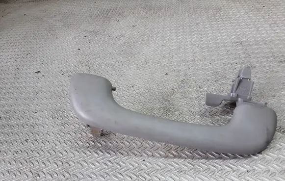 Nissan Primera Rear interior roof grab handle 8200003209