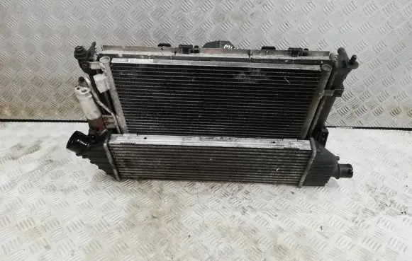 Nissan Micra Radiator set 