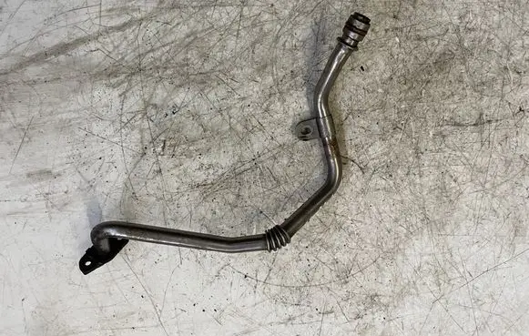 Opel Vivaro Turbo turbocharger oiling pipe/hose