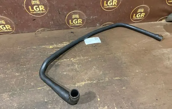 Mercedes-Benz Vito Viano W639 Engine coolant pipe/hose A6395012482