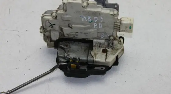 Audi A8 S8 D3 4E Front door lock 4F1837016E