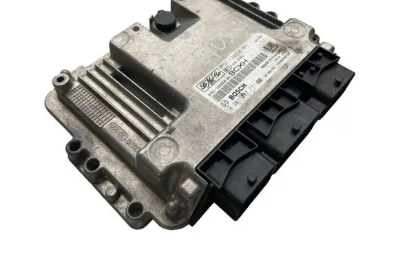 Ford Focus Engine control unit/module 9M5112A650BH 0281017771