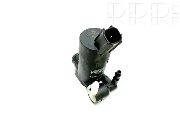 Volvo XC90 Windscreen/windshield washer pump 1S7117K624FE