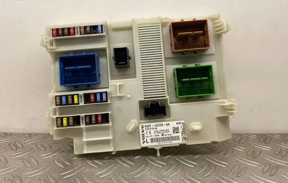 Volvo S60 Fuse module BG9T14C256GA 31314116AA