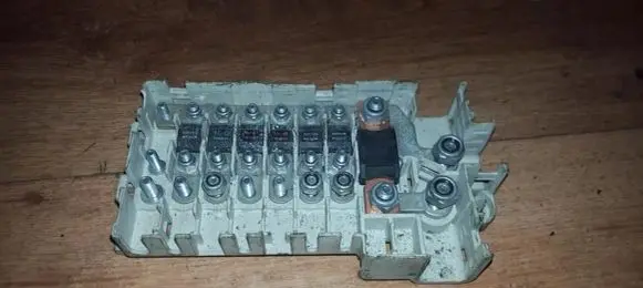 BMW 5 E39 Fuse box set 61138370638 EAp