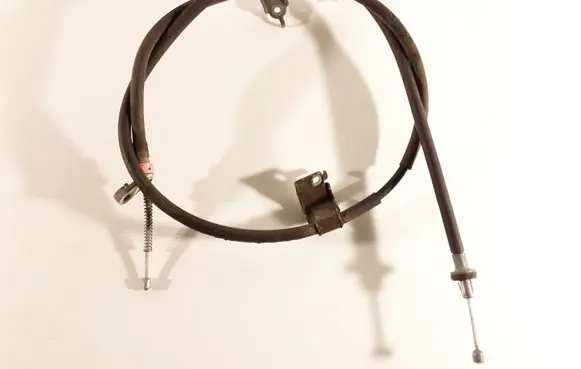 Nissan Qashqai Handbrake/parking brake wiring cable 