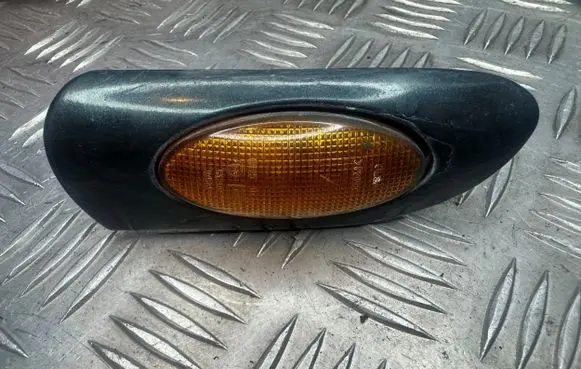 Opel Vectra B Front fender indicator light 1801988
