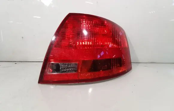 Audi A4 S4 B7 8E 8H Rear/tail lights 8E9945096E