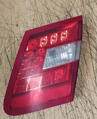 Mercedes-Benz E W212 Tailgate rear/tail lights A2128200864 A046317