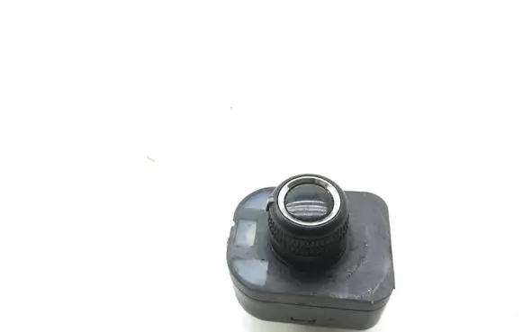 Audi A4 S4 B8 8K Wing mirror switch 8K0959565B