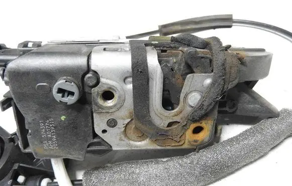 Citroen C5 Front door lock 574391 2059A139315