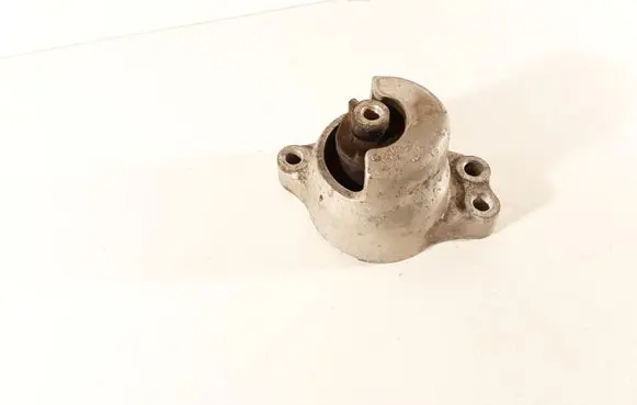 Honda Accord Engine mount bracket 22TL0
