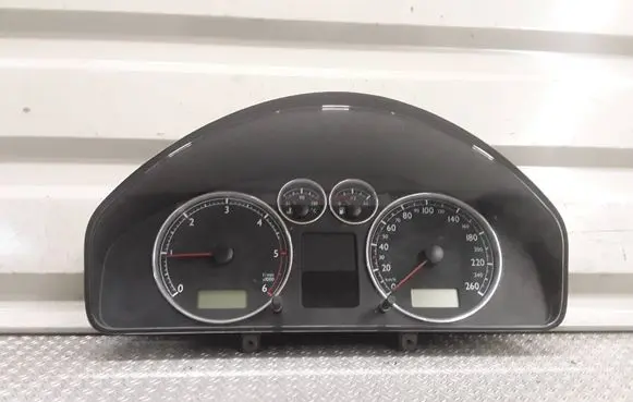 Volkswagen Sharan Speedometer (instrument cluster) 7M3920820H
