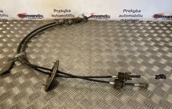 Honda CR-V Gear shift cable linkage