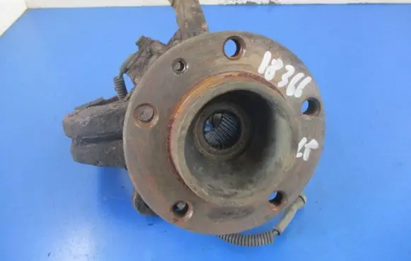 Renault Master II Front wheel hub spindle knuckle
