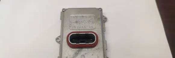 Mercedes-Benz E W211 Headlight ballast module Xenon A0028206026 5DF00870400