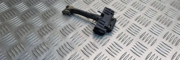 Opel Astra H Rear door check strap stopper 13107851
