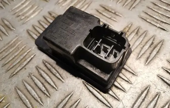 Mitsubishi Pajero Sport I Other relay MR238863