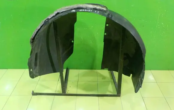 Ford Kuga II Front arch CV4416114BE PRAWE