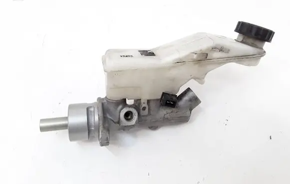 Toyota Corolla Verso E121 Master brake cylinder