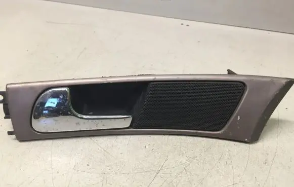 Front door interior handle