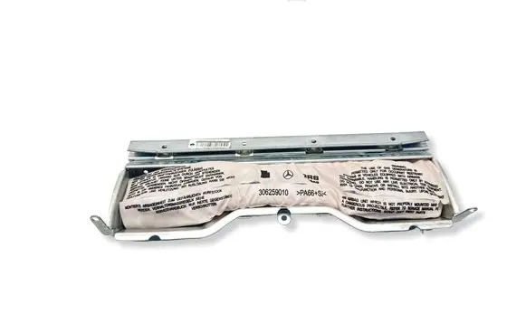 Mercedes-Benz C W204 Knee airbag 305669510