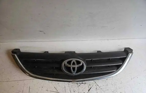 Toyota Avensis T220 Front grill 5311105040A 5760