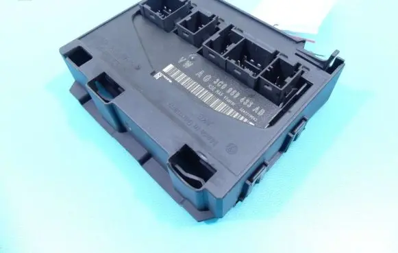 Volkswagen PASSAT B6 Central body control module 3C0959433AB IMPRK1337721