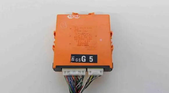 Lexus GS 300 350 430 450H Light module LCM 8994030121
