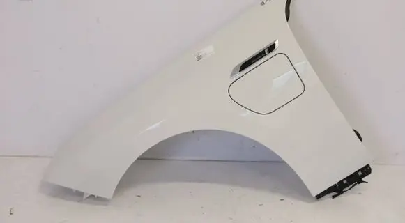 BMW 7 G70 Fender 548656787