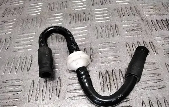 Volkswagen Polo IV 9N3 Vacuum line/pipe/hose