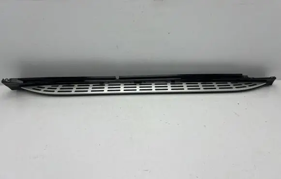 Mercedes-Benz EQS X296 Front sill (body part) A2966986200