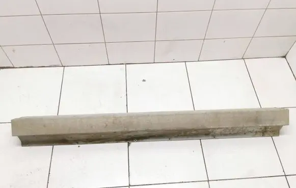 Suzuki Grand Vitara II Sill supporting ledge 