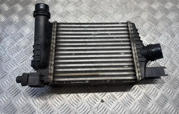 Renault Clio IV Intercooler radiator 144961381R