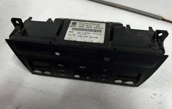Audi A6 S6 C5 4B Climate control unit 4B0820043AC 5HB00760452