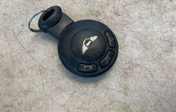 Mini One - Cooper Clubman R55 Ignition key/card 