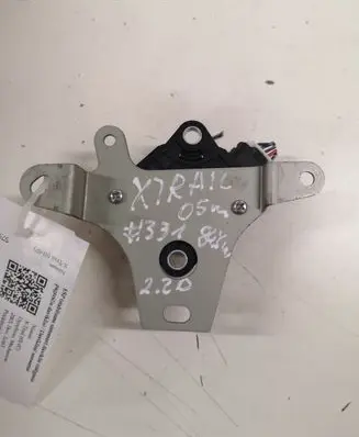 Nissan X-Trail T30 ESP acceleration yaw rate sensor 47930EQ010