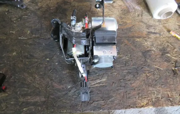 Toyota C-HR I ABS Pump 8954110050