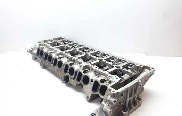 BMW X5 E70 Engine head 7800008