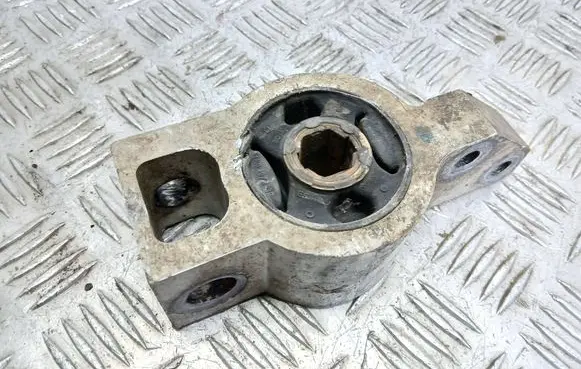Volkswagen Caddy Front wishbone bush 