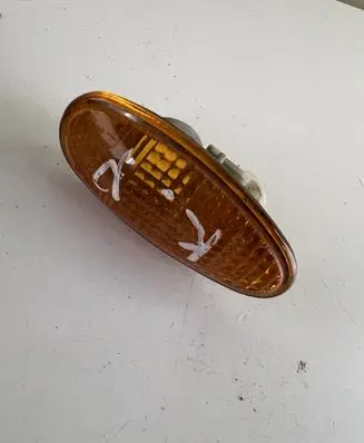 Mitsubishi Pajero Front fender indicator light IMASEN1132213