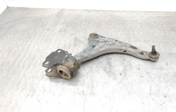 Front lower control arm/wishbone